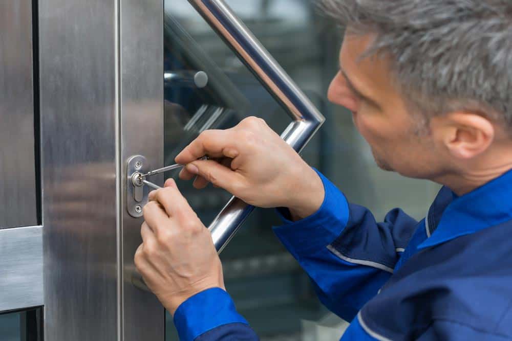 Emergency locksmith in Denver 80202