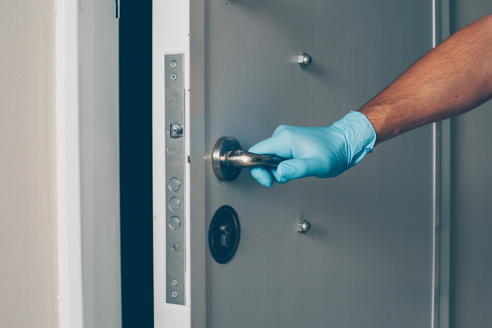 lock service