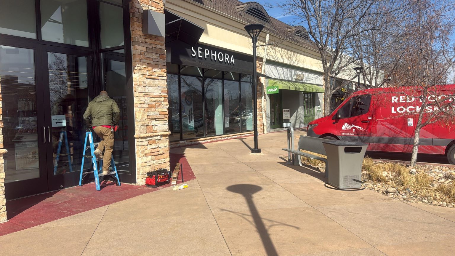 Commercial lock replacement service in Denver