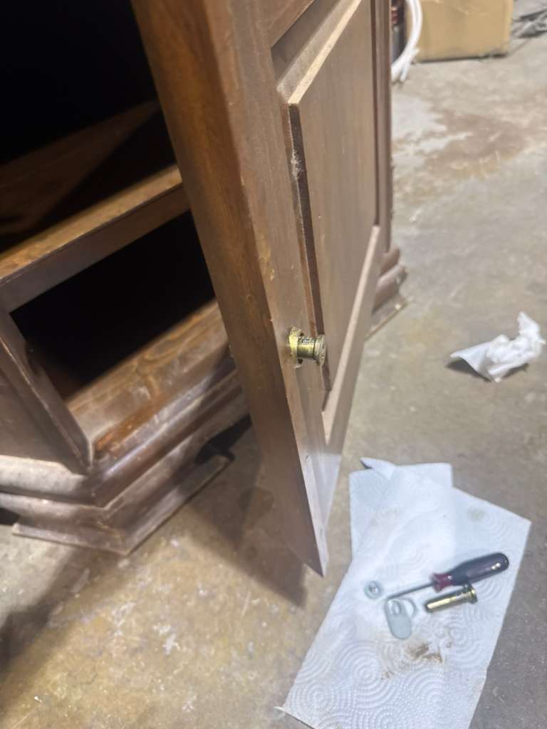 Gun Cabinet Lock Service by Red Rocks Locksmith